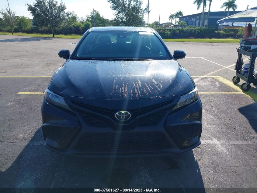 2022 TOYOTA CAMRY SE - 4T1G11AK5NU643960