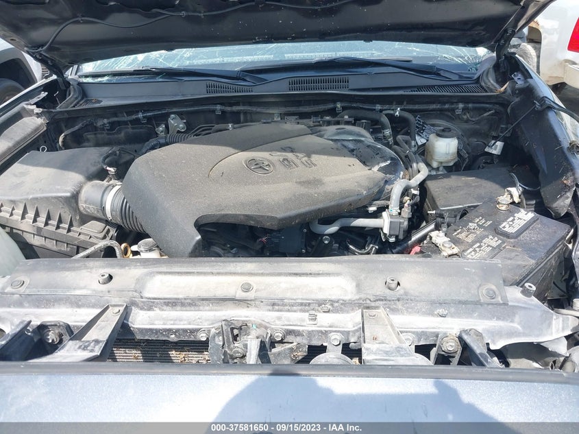 VIN 5TFCZ5AN2KX207803 2019 TOYOTA TACOMA 4WD SR/SR5/TRD SPORT