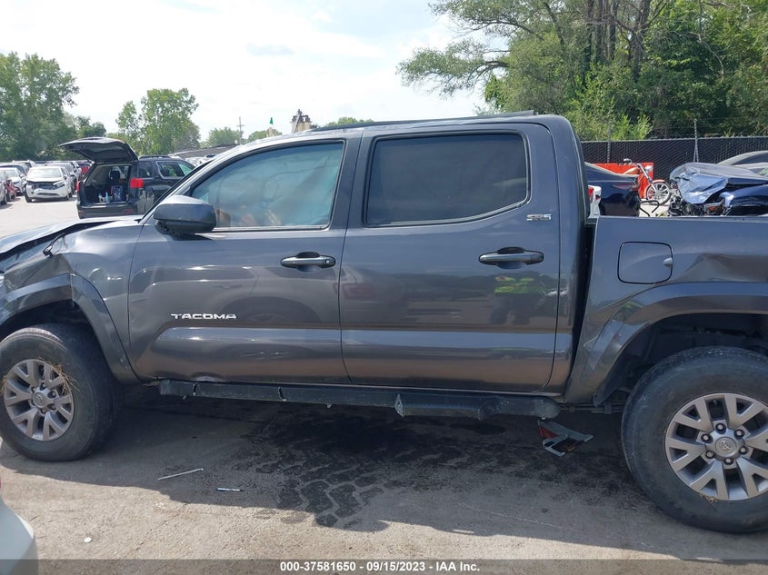 VIN 5TFCZ5AN2KX207803 2019 TOYOTA TACOMA 4WD SR/SR5/TRD SPORT