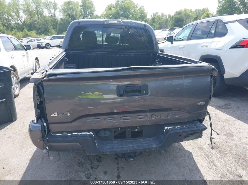 VIN 5TFCZ5AN2KX207803 2019 TOYOTA TACOMA 4WD SR/SR5/TRD SPORT