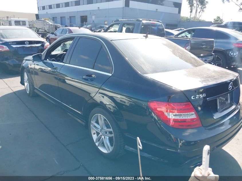 2014 MERCEDES-BENZ C-CLASS C 250 - WDDGF4HB1ER303016