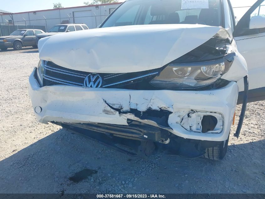 2017 VOLKSWAGEN TIGUAN - WVGBV7AX2HK054328