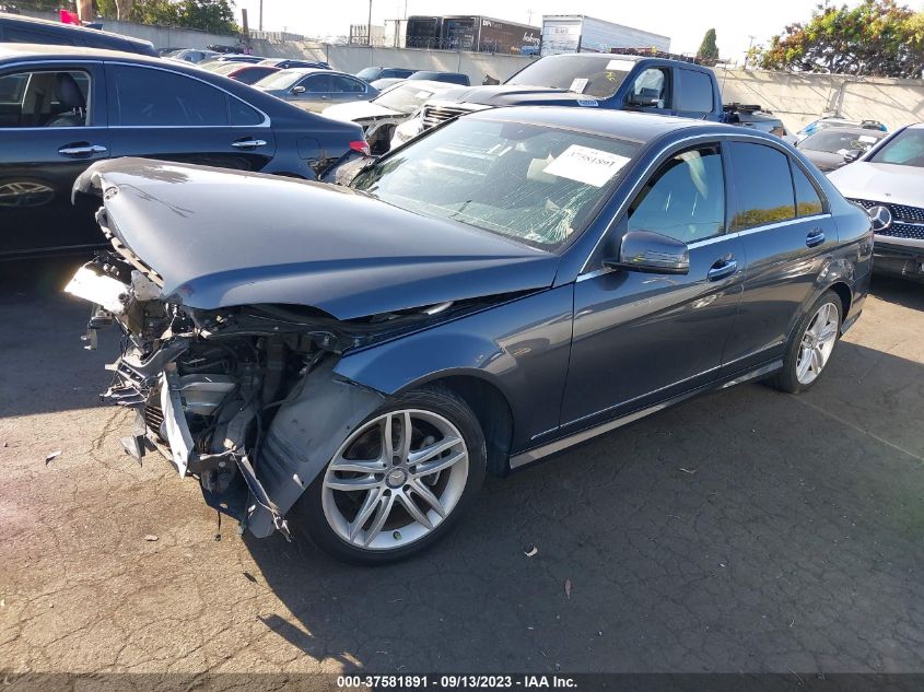 2014 MERCEDES-BENZ C-CLASS C 250 - WDDGF4HB3EA947440