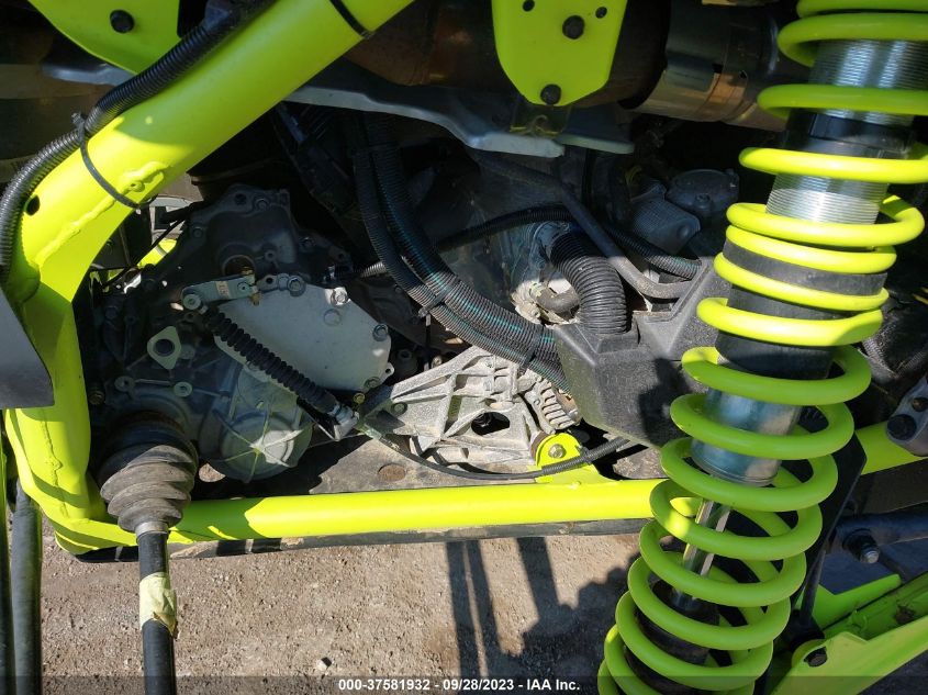2021 CAN-AM MAVERICK X3 MAX X MR TURBO RR 3JBVAAV20MK000178