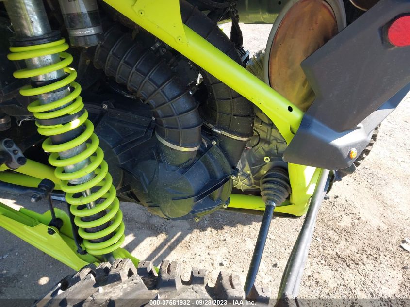 2021 CAN-AM MAVERICK X3 MAX X MR TURBO RR 3JBVAAV20MK000178