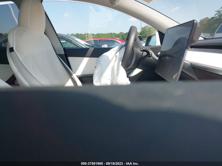 VIN 7SAYGDEE7NF418562 2022 TESLA MODEL Y LONG RANGE