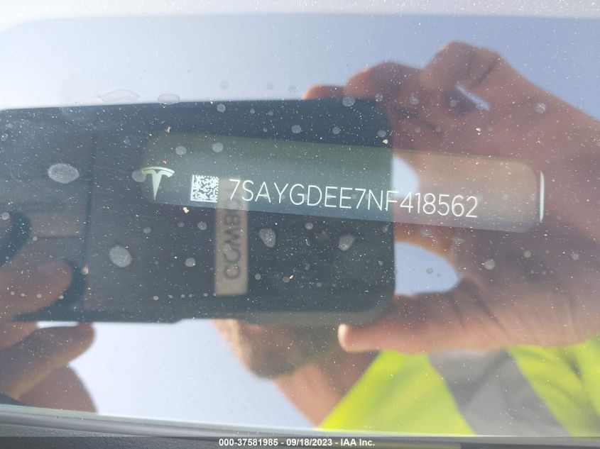 VIN 7SAYGDEE7NF418562 2022 TESLA MODEL Y LONG RANGE