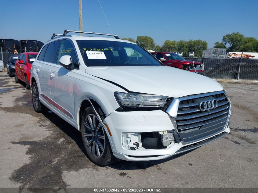 AUDI-Q7-WA1LAAF75HD013359