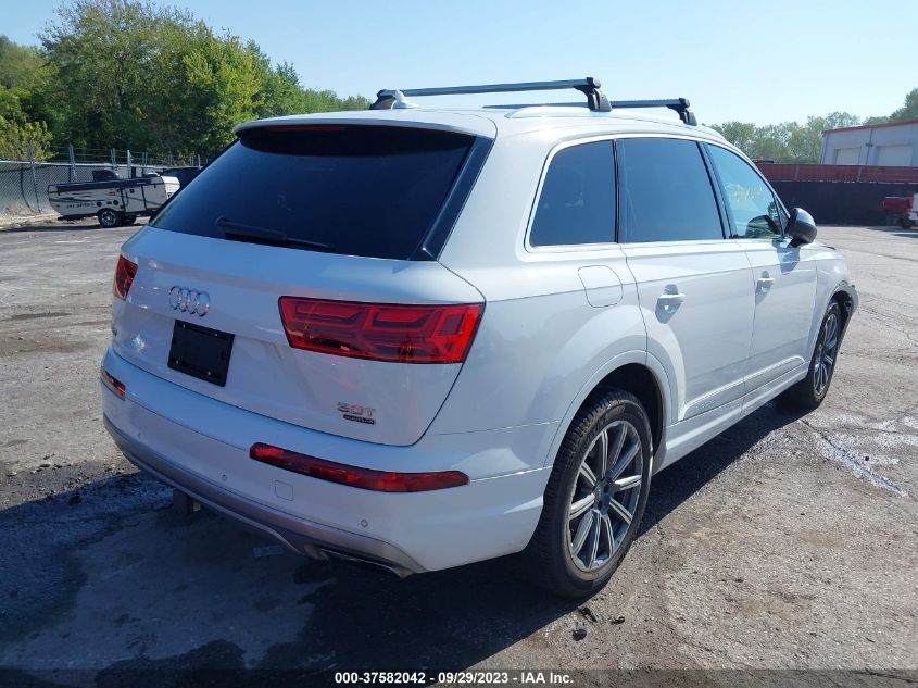 WA1LAAF75HD013359 2017 AUDI Q7, photo no. 4