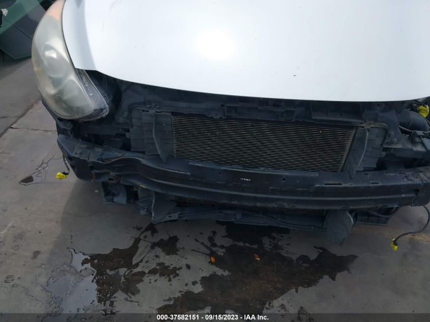 2013 HYUNDAI ELANTRA GT - KMHD35LE8DU152390