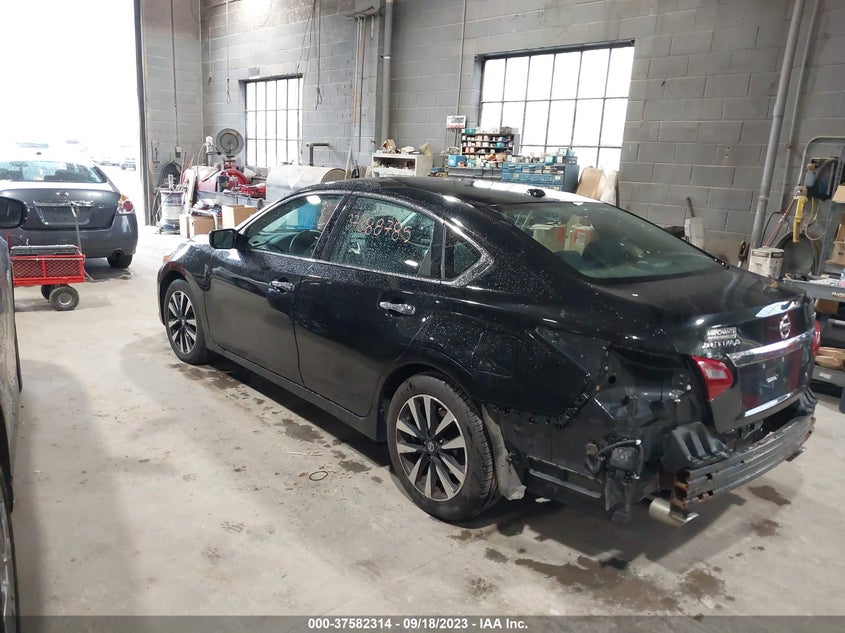 VIN 1N4AL3AP2JC104505 2018 NISSAN ALTIMA 2.5 SV