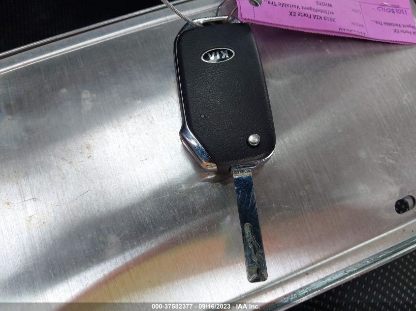 2019 KIA FORTE LXS - 3KPF24ADXKE136739