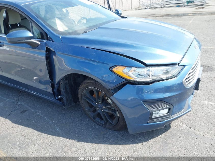 3FA6P0HD5KR135013 Ford Fusion SE 6