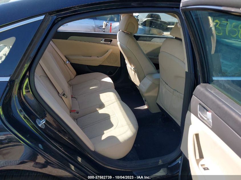 2015 HYUNDAI SONATA 2.4L SE - 5NPE24AF9FH151389