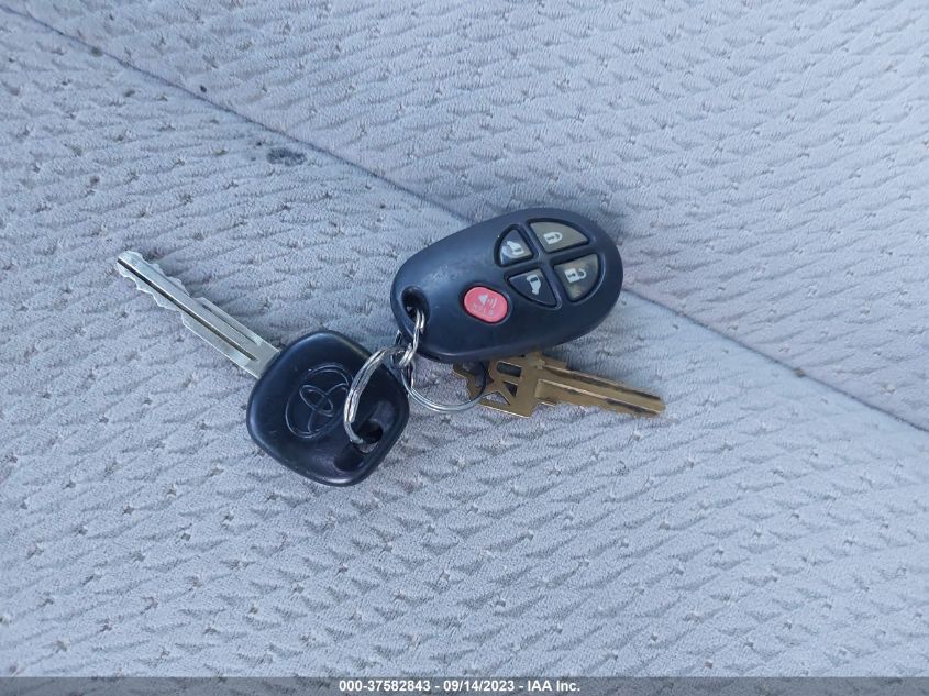 2014 TOYOTA SIENNA LE - 5TDJK3DC1ES092681