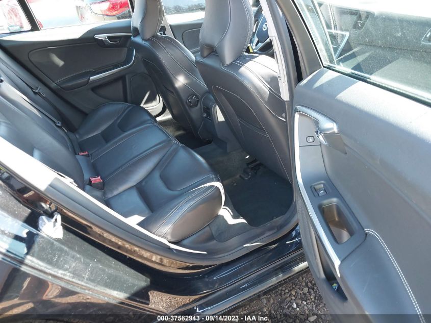 2014 VOLVO S60 T5 - YV1612FHXE2294433