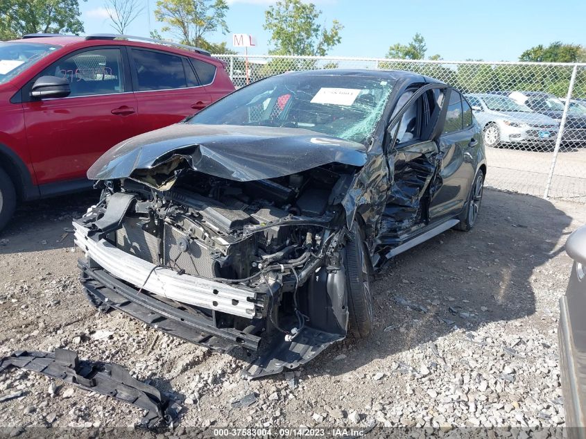 VIN 5YFP4RCE3LP010630 2020 TOYOTA COROLLA SE