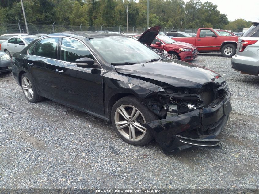 2014 VOLKSWAGEN PASSAT TDI SE W/SUNROOF - 1VWBN7A33EC053435