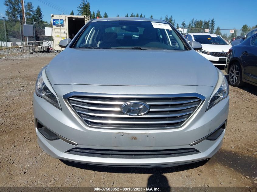 2016 HYUNDAI SONATA 2.4L SE - 5NPE24AF2GH302543