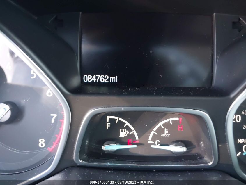 2019 FORD ESCAPE SE - 1FMCU9GD5KUB80825