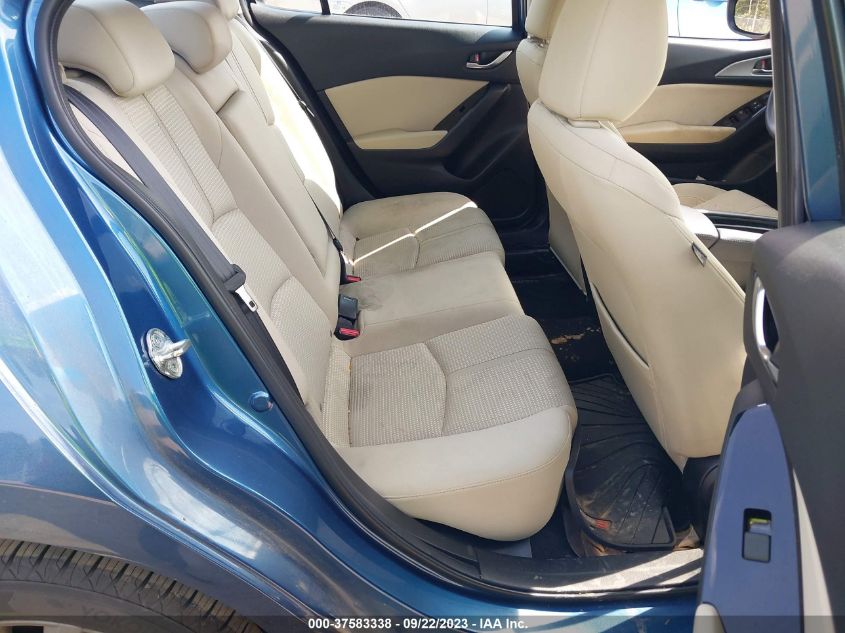 2018 MAZDA MAZDA3 4-DOOR SPORT 3MZBN1U72JM160559