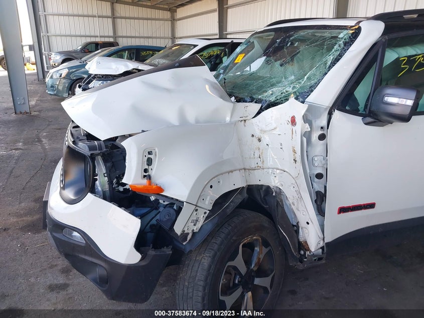 VIN ZACNJBC18KPK12402 2019 JEEP RENEGADE TRAILHAWK