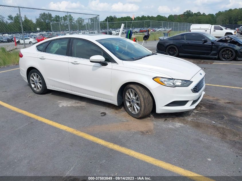 2017 FORD FUSION SE - 3FA6P0H7XHR402066