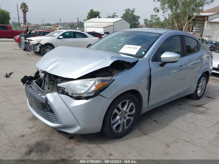 VIN 3MYDLBYV8HY185972 2017 TOYOTA YARIS IA