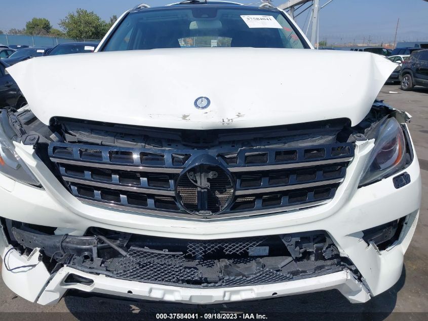 2013 MERCEDES-BENZ M-CLASS ML 550 4JGDA7DB6DA097879
