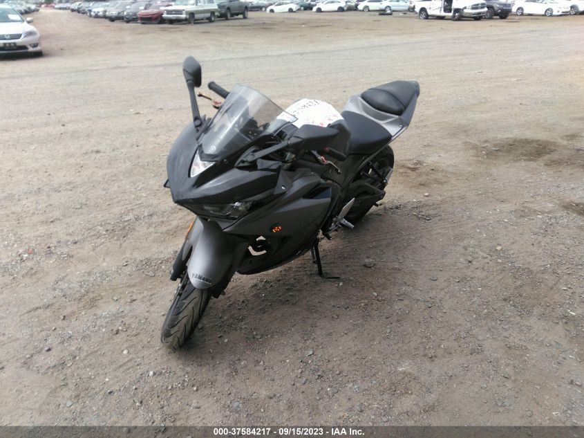 2016 YAMAHA YZFR3 MH3RH06Y0GK011254