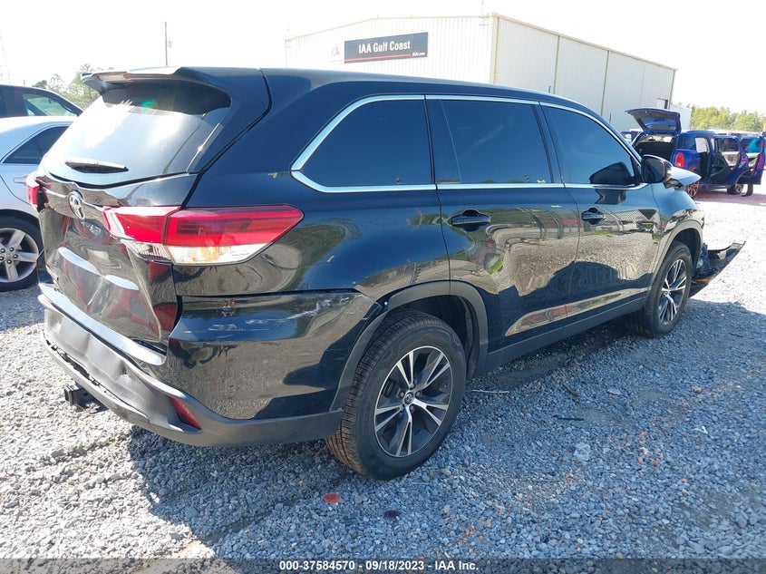 VIN 5TDZZRFH5KS319862 2019 TOYOTA HIGHLANDER LE