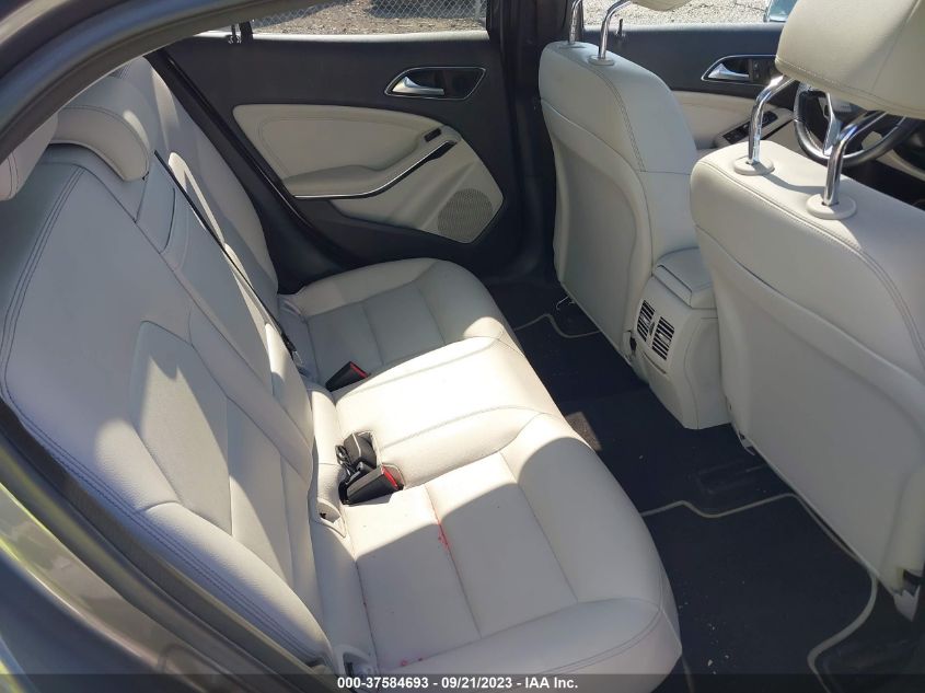 2015 MERCEDES-BENZ GLA-CLASS GLA 250 - WDCTG4GB8FJ097761