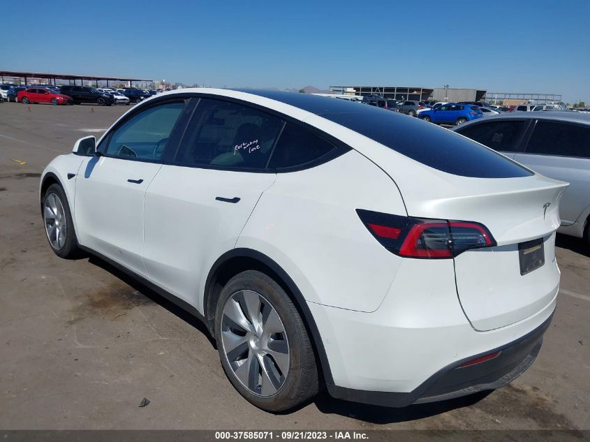 VIN 7SAYGAEEXNF361773 2022 TESLA MODEL Y LONG RANGE