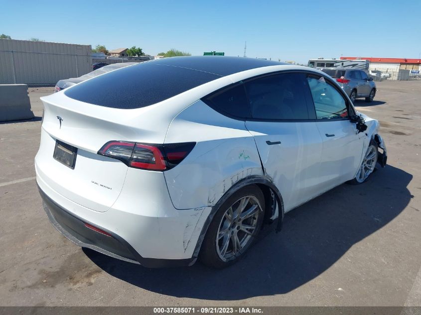 VIN 7SAYGAEEXNF361773 2022 TESLA MODEL Y LONG RANGE