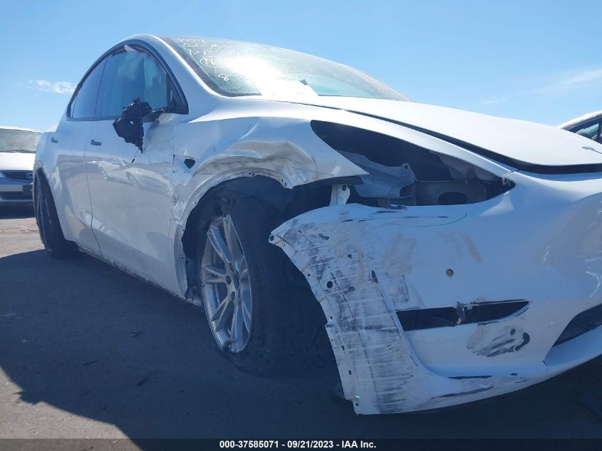 VIN 7SAYGAEEXNF361773 2022 TESLA MODEL Y LONG RANGE