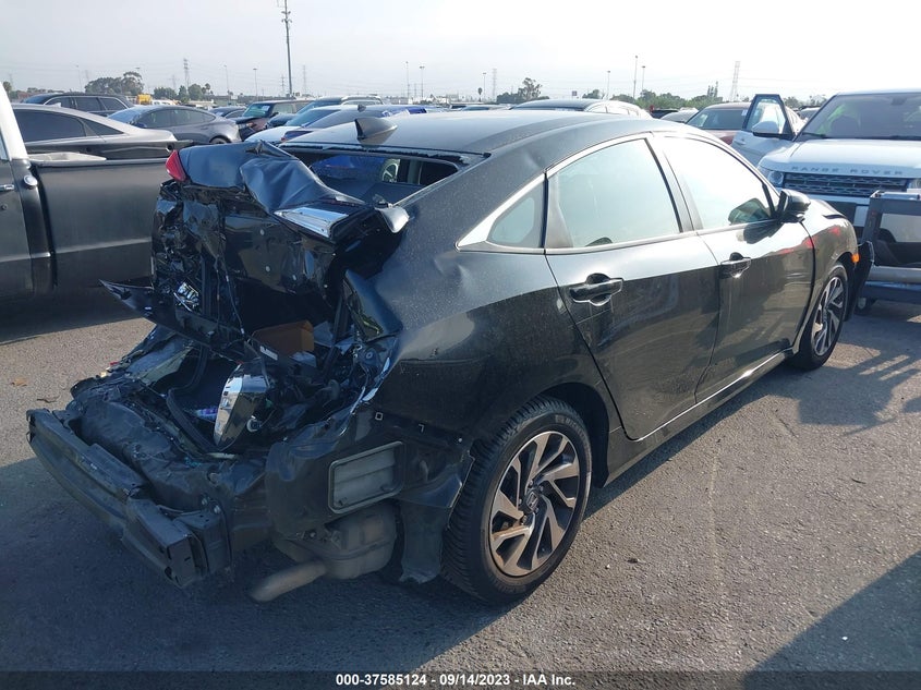VIN 2HGFC2F74JH518886 2018 HONDA CIVIC SEDAN EX