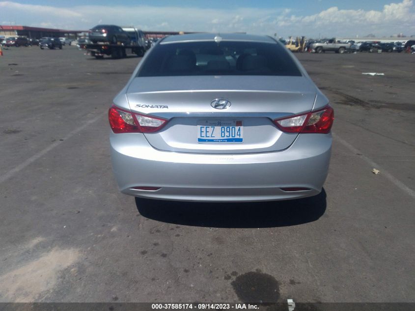 2013 HYUNDAI SONATA GLS - 5NPEB4AC5DH508246