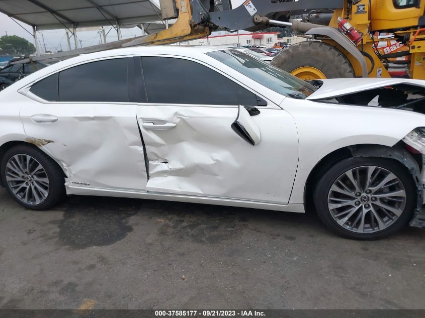 2020 LEXUS ES ES 300H - 58AD21B11LU011355