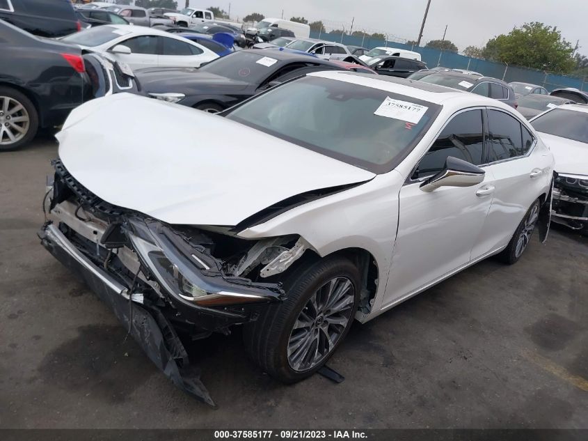 2020 LEXUS ES ES 300H - 58AD21B11LU011355
