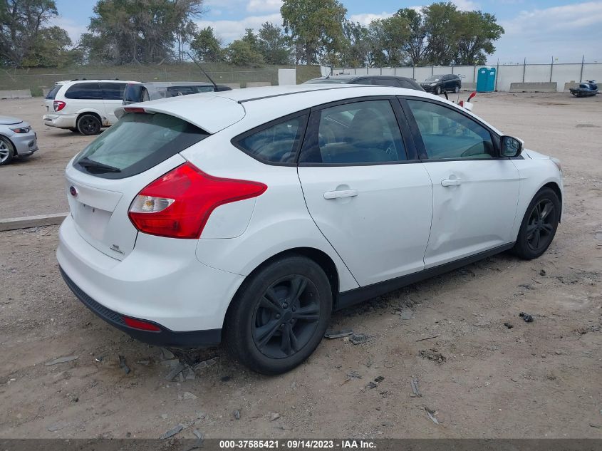 2014 FORD FOCUS SE - 1FADP3K23EL256173