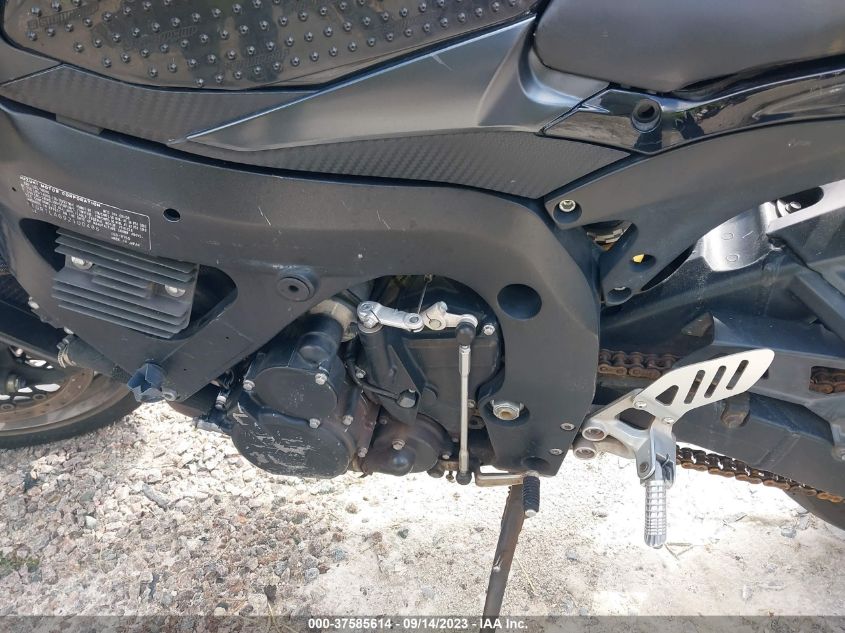 2009 SUZUKI GSX-R750 - JS1GR7LA692100486