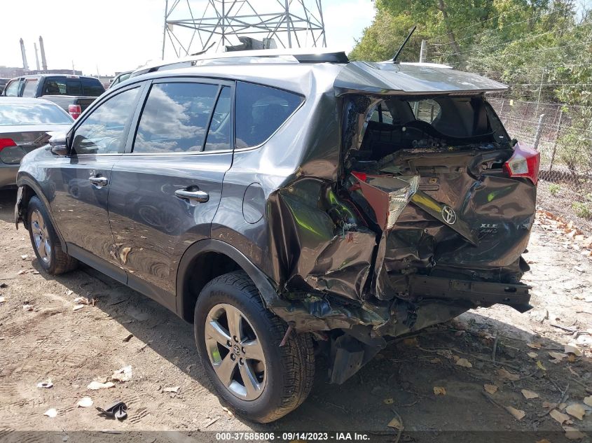 2015 TOYOTA RAV4 XLE - JTMRFREV5FJ040642