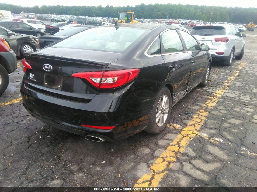 2015 HYUNDAI SONATA 2.4L SE - 5NPE24AF3FH121000