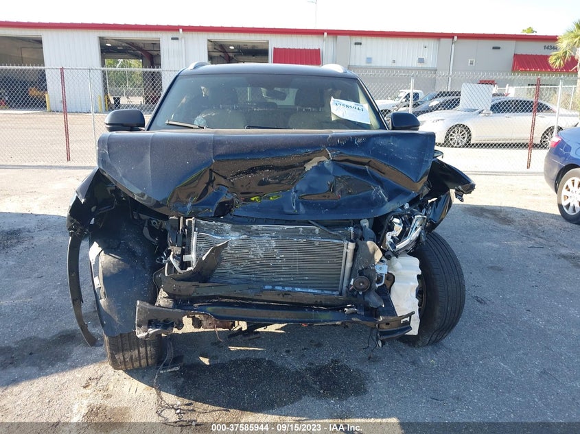 VIN 1V2PE2CA1MC232433 2021 VOLKSWAGEN ATLAS CROSS SPORT SE