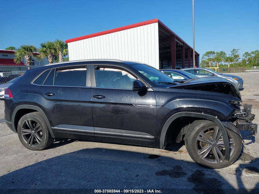 VIN 1V2PE2CA1MC232433 2021 VOLKSWAGEN ATLAS CROSS SPORT SE