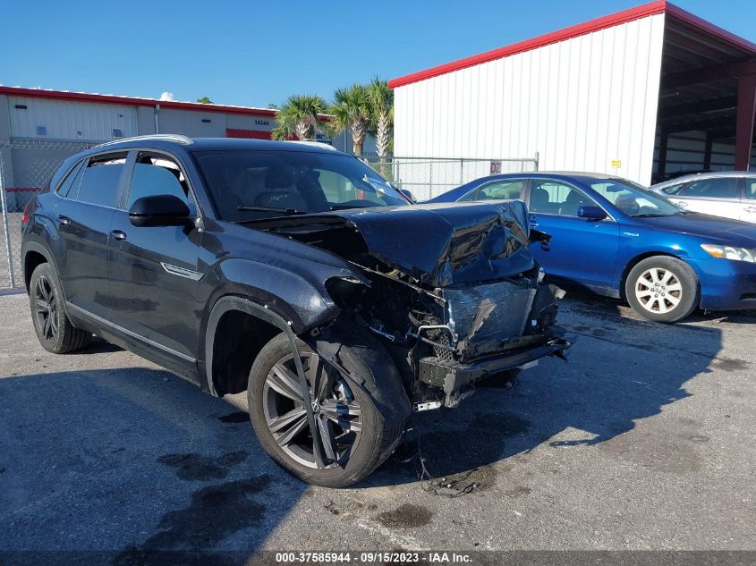 2021 VOLKSWAGEN ATLAS CROSS SPORT SE - 1V2PE2CA1MC232433