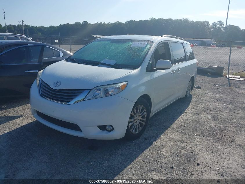 2015 TOYOTA SIENNA XLE/LIMITED - 5TDYK3DC8FS628221