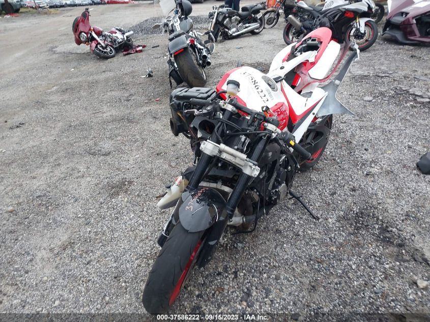 2007 SUZUKI GSX-R750 - JS1GR7KA972106376