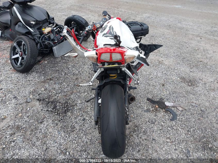2007 SUZUKI GSX-R750 - JS1GR7KA972106376