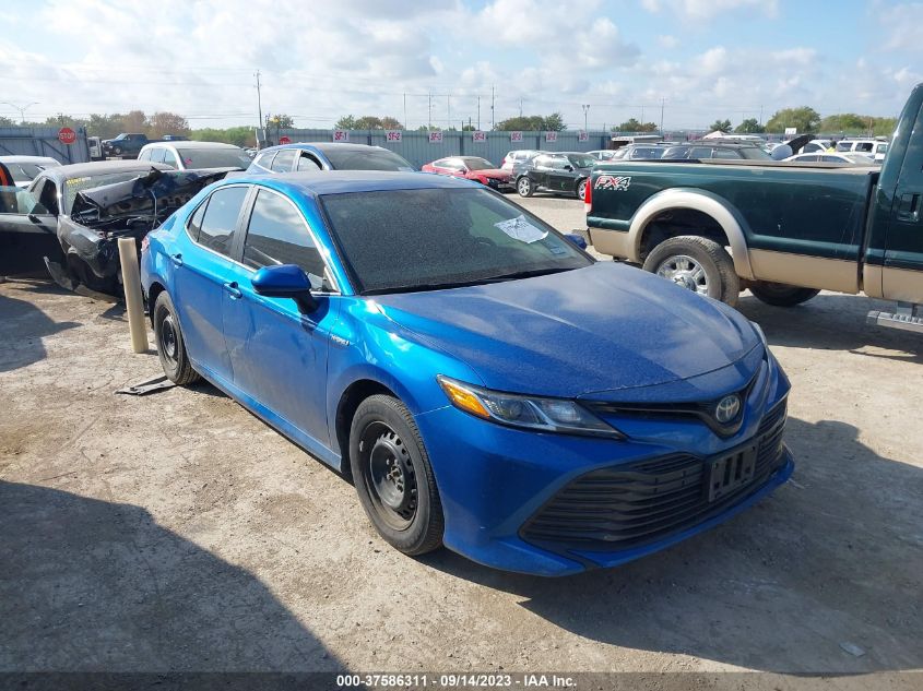 2020 TOYOTA CAMRY LE - 4T1C31AKXLU013115